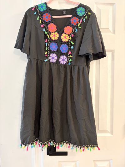 Unknown Summer Dress with Tassoes - XXL Women's XXL 18