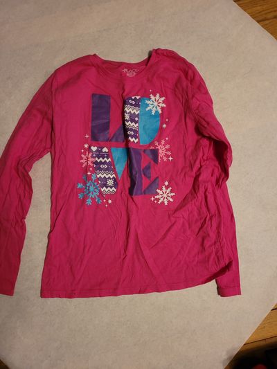 Children's Place- size 14 Magenta long sleeve love shirt 14-16