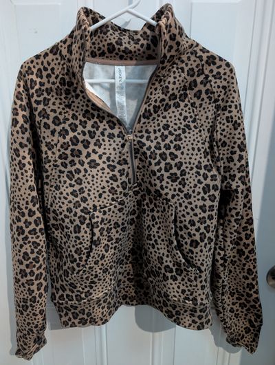 Jockey half zip leopard print sweatshirt/jacket Jockey half zip leopard print sweatshirt/jacket Women's - M