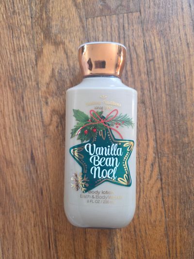 Bath and Body works Vanilla Bean Body Lotion 8 fl oz