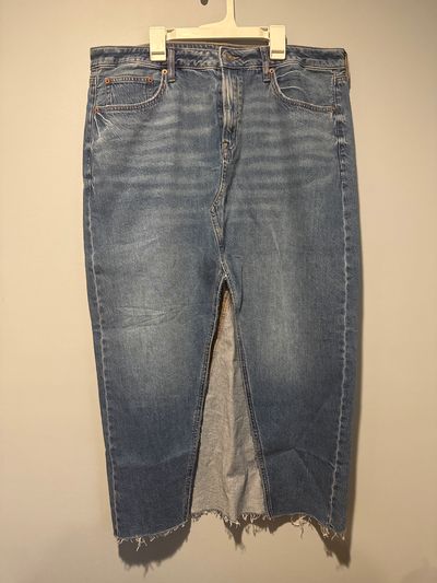 American eagle Low Rise denim skirt Women's 14