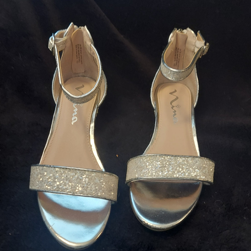 Nina Dressy sandals little wedge some scuffing at toe as shown 2 (Big Kid)