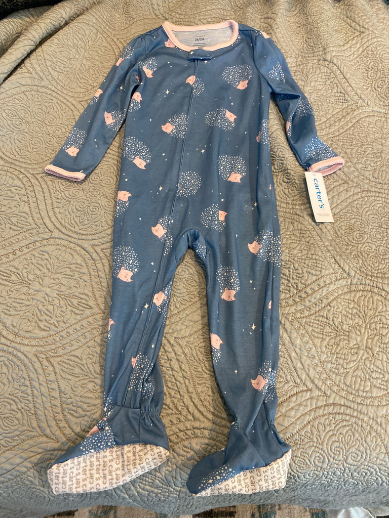 Carters NWT blue and pink onesie with feet pjs with hedgehog 2T
