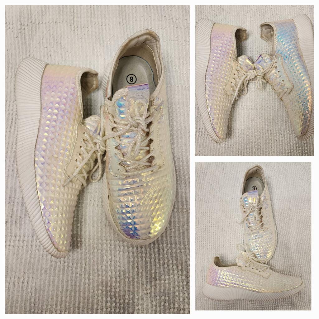WHITE SNEAKERS  8 (Adult)